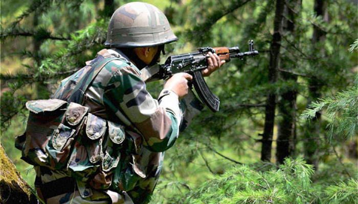 कश्मीर में मुठभेड़, सेना ने दो आतंकियों को मार गिराया