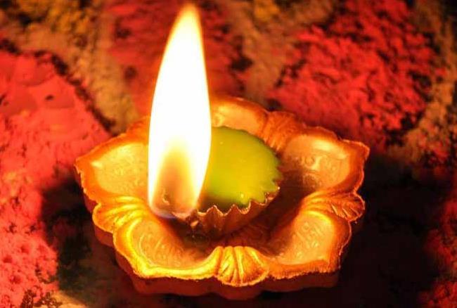 आज की रात शनि होंगे मेहरबान, मां दुर्गा के साथ कभी नहीं बना था ऐसा संयोग