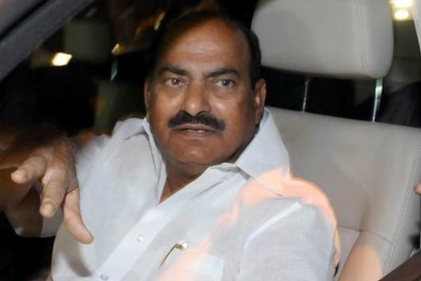 एयरपोर्ट पर TDP सांसद का हंगामा