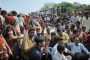 कृषि मंत्री राधामोहन सिंह की कार पर कांग्रेस कार्यकर्ताओं ने फेंके अंडे