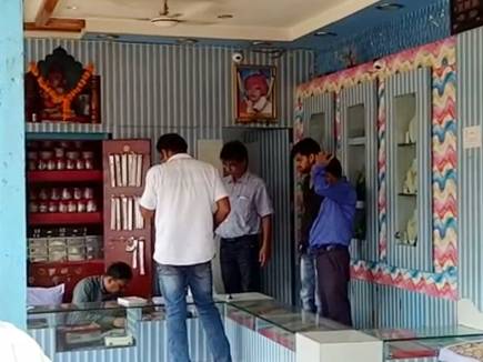 बड़वानी में 4 सराफा व्यापारियों के ठिकानों पर आयकर की कार्रवाई