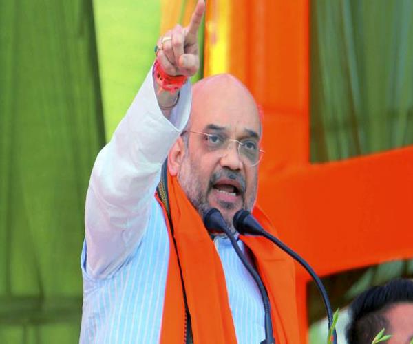BJP अध्यक्ष अमित शाह लखनऊ से अमेठी रैली के लिए रवाना