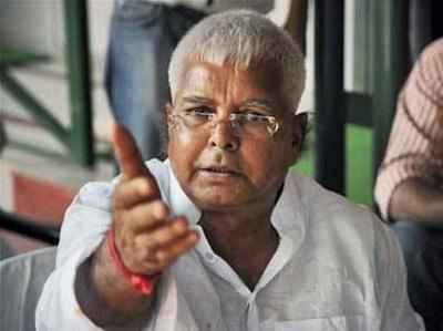 लालू यादव और तेजस्वी को सीबीआई ने भेजा समन