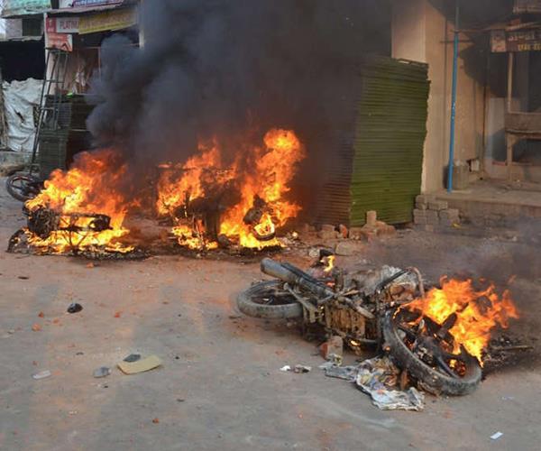 मुहर्रम जुलूस: हिंसा के बाद कानपुर-बलिया में हालात सामान्य