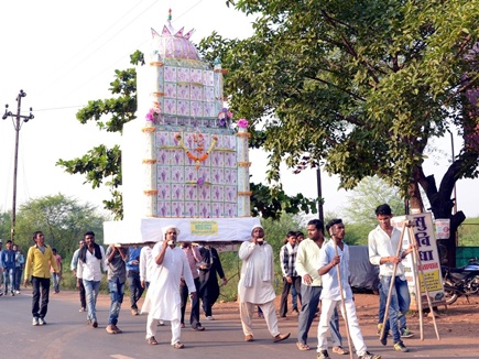200 सालों से हरदा के पिडगांव में ताजिया बना रहा है हिंदू परिवार