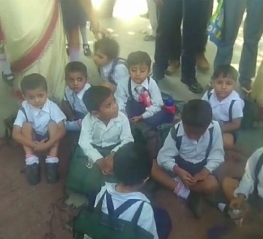 शामली: शुगर मिल में गैस रिसाव,300 से ज्यादा बच्चों की हालत बिगड़ी